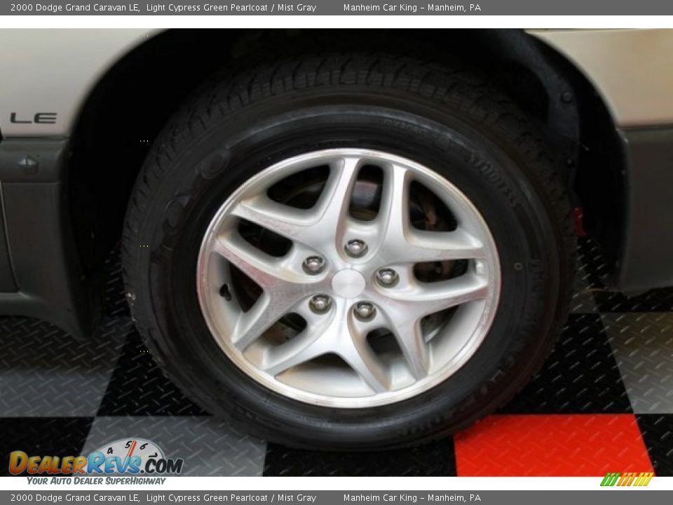 2000 Dodge Grand Caravan LE Wheel Photo #17