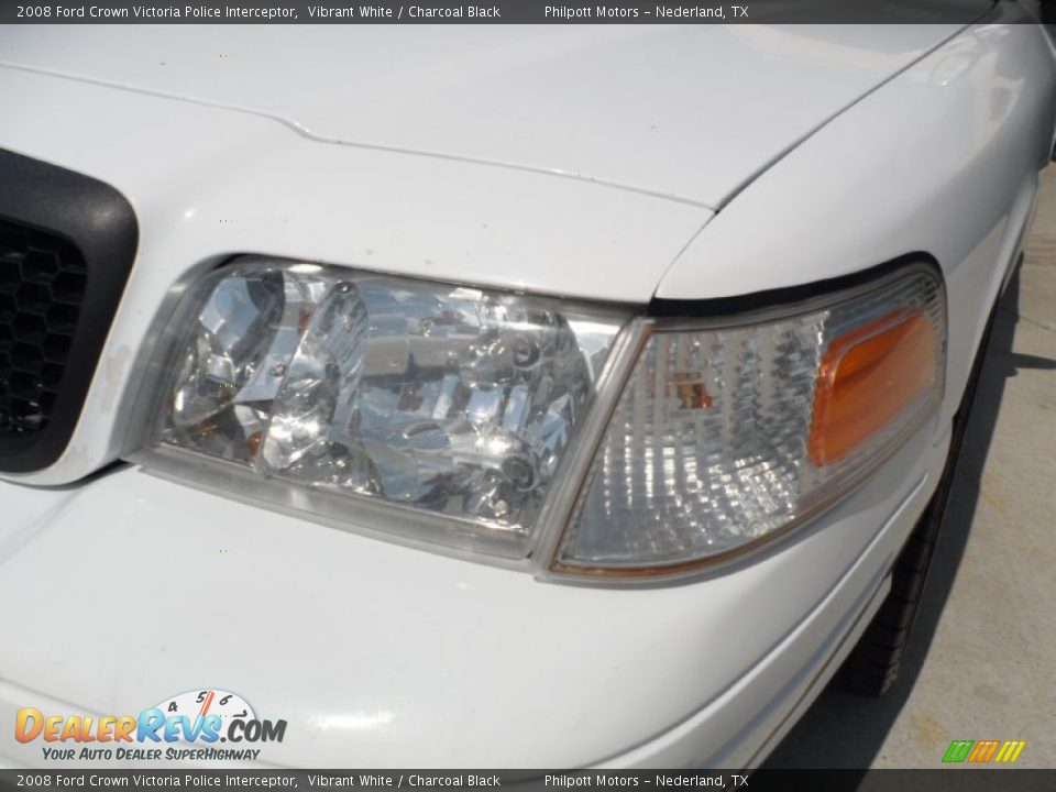 2008 Ford Crown Victoria Police Interceptor Vibrant White / Charcoal Black Photo #10