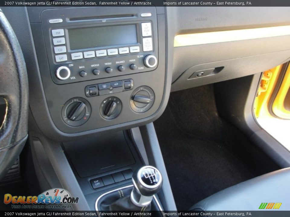 2007 Volkswagen Jetta GLI Fahrenheit Edition Sedan Fahrenheit Yellow / Anthracite Photo #12