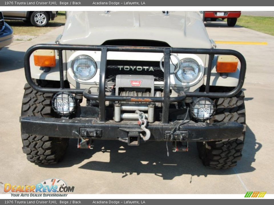 1976 Toyota Land Cruiser FJ40 Beige / Black Photo #8