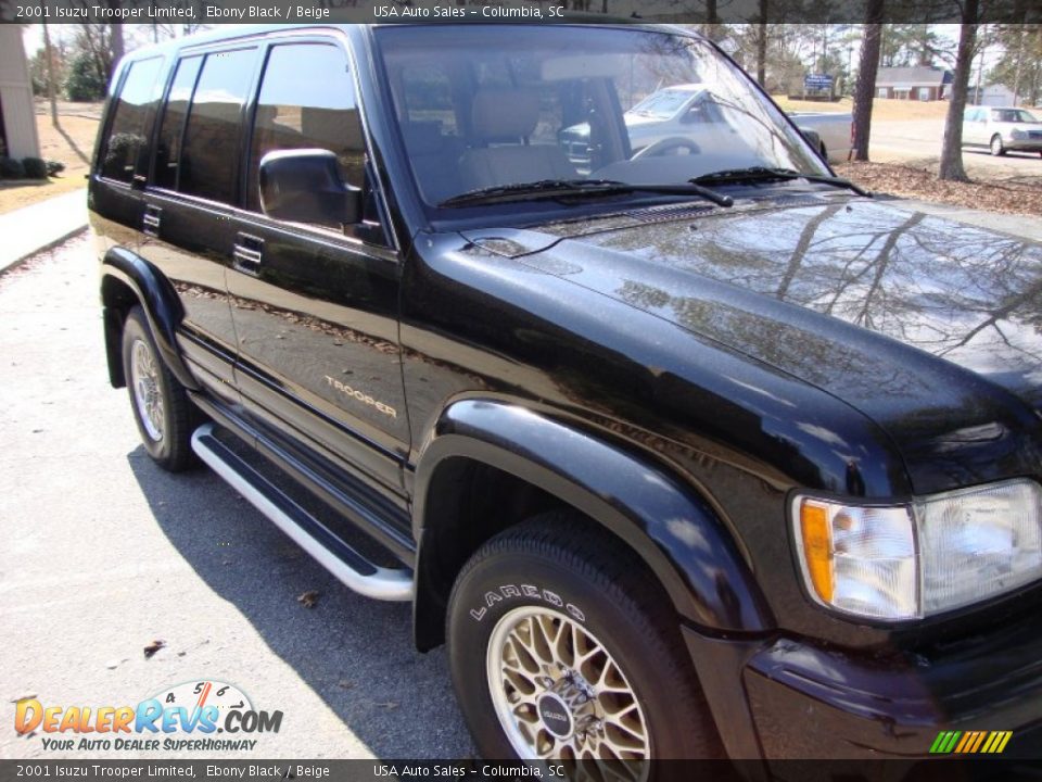 2001 Isuzu Trooper Limited Ebony Black / Beige Photo #6