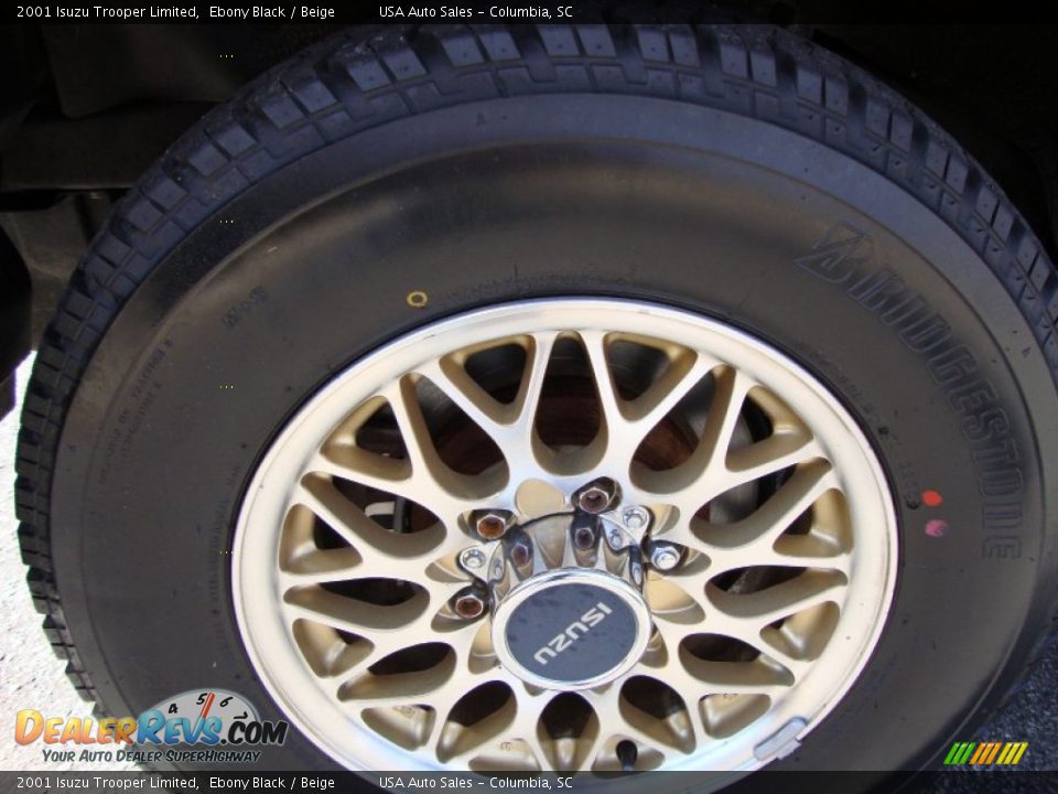 2001 Isuzu Trooper Limited Ebony Black / Beige Photo #14