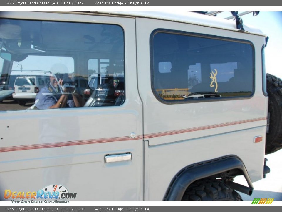 1976 Toyota Land Cruiser FJ40 Beige / Black Photo #23