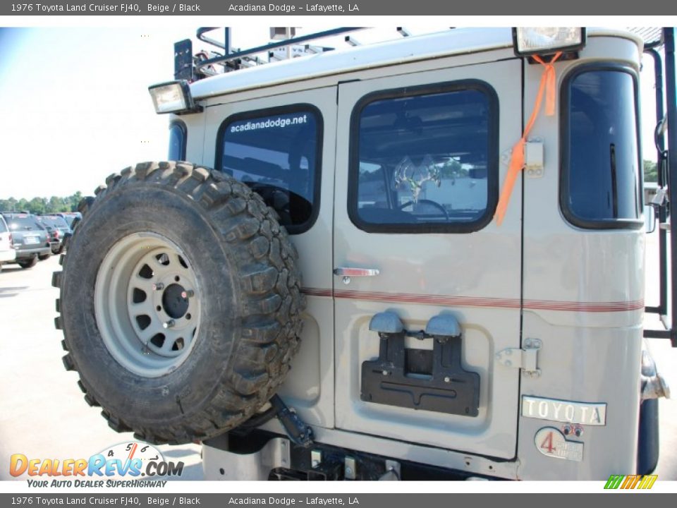 1976 Toyota Land Cruiser FJ40 Beige / Black Photo #29