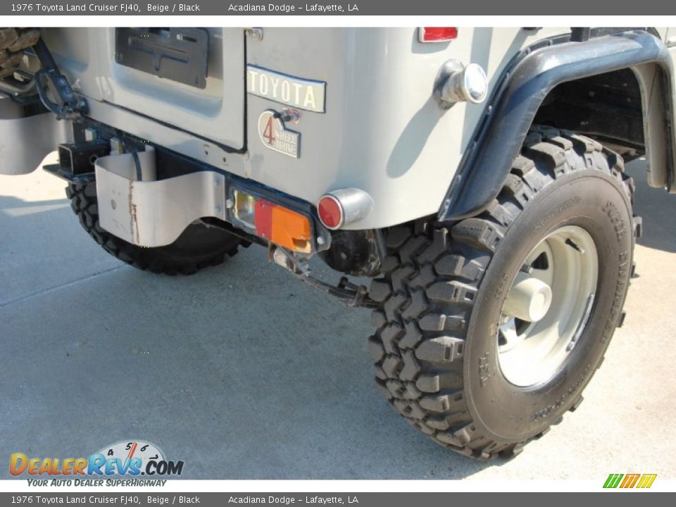 1976 Toyota Land Cruiser FJ40 Beige / Black Photo #33