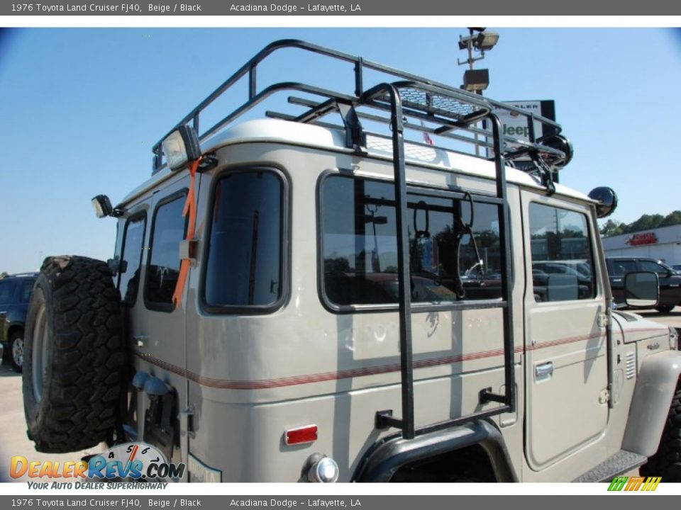 1976 Toyota Land Cruiser FJ40 Beige / Black Photo #34