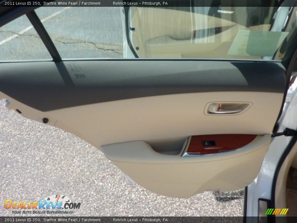 2011 Lexus ES 350 Starfire White Pearl / Parchment Photo #12
