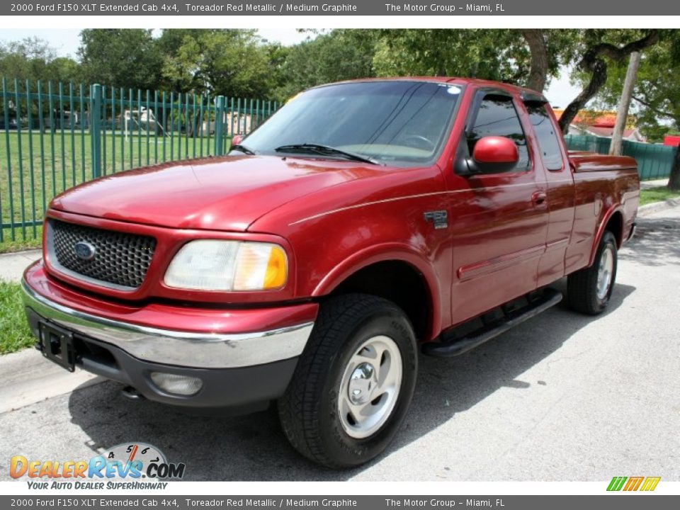 2000 Ford F150 XLT Extended Cab 4x4 Toreador Red Metallic / Medium Graphite Photo #1