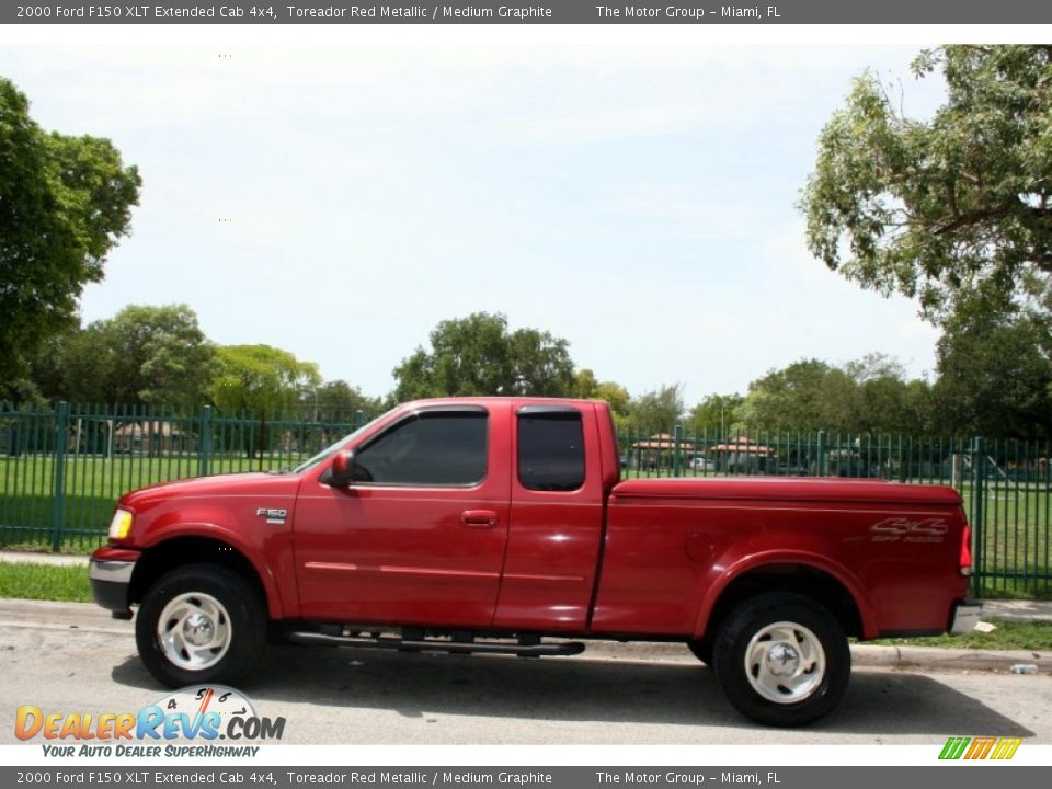 2000 Ford F150 XLT Extended Cab 4x4 Toreador Red Metallic / Medium Graphite Photo #3