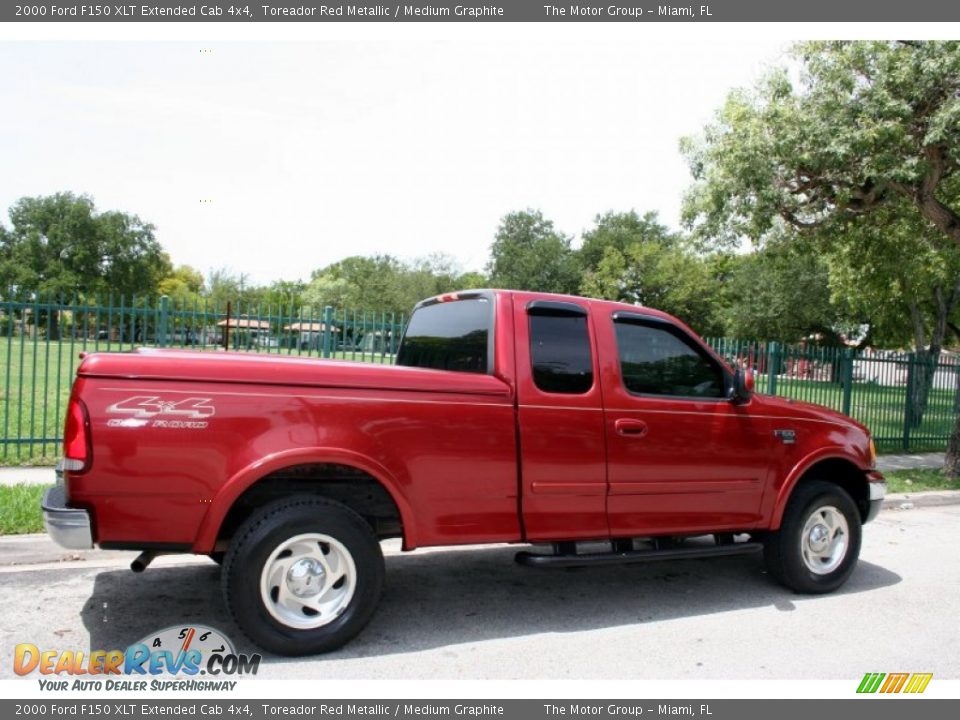 2000 Ford F150 XLT Extended Cab 4x4 Toreador Red Metallic / Medium Graphite Photo #9