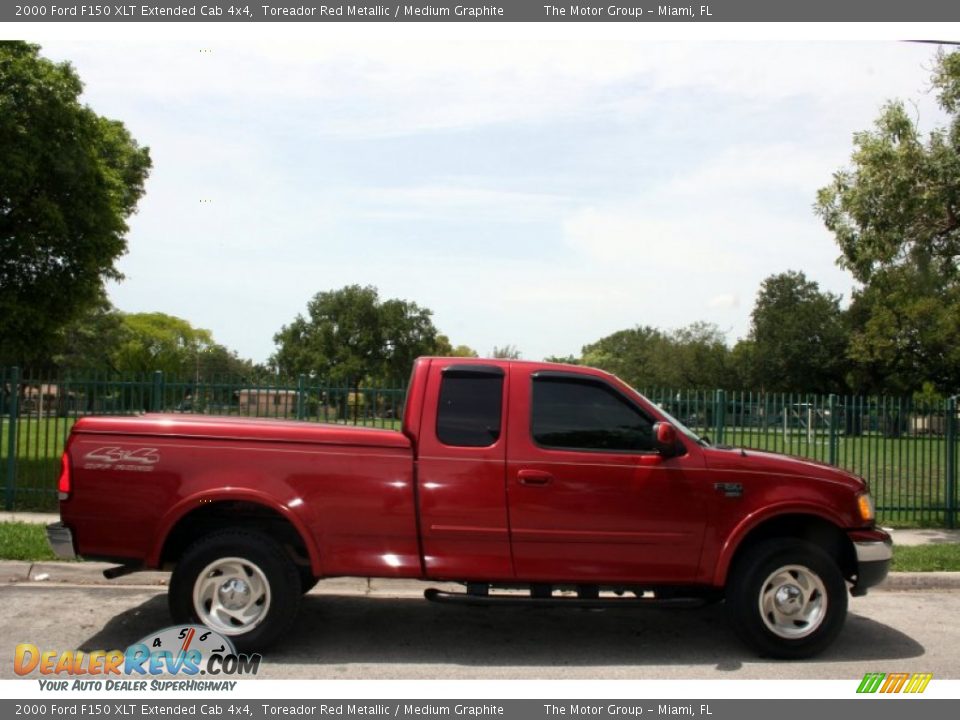2000 Ford F150 XLT Extended Cab 4x4 Toreador Red Metallic / Medium Graphite Photo #10