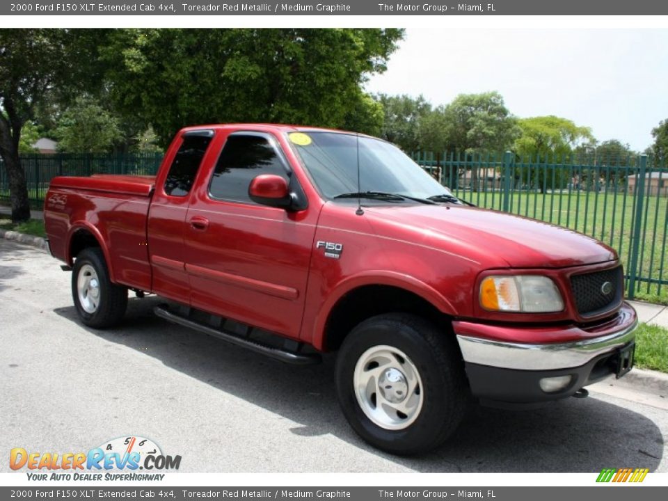 2000 Ford F150 XLT Extended Cab 4x4 Toreador Red Metallic / Medium Graphite Photo #13