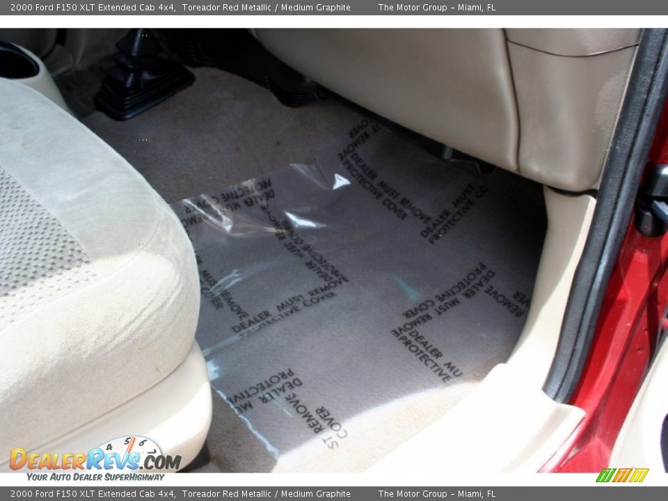 2000 Ford F150 XLT Extended Cab 4x4 Toreador Red Metallic / Medium Graphite Photo #31