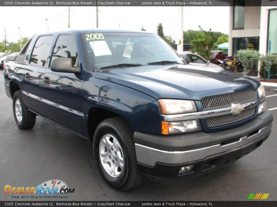 2005 Chevrolet Avalanche LS Bermuda Blue Metallic / Gray/Dark Charcoal Photo #1