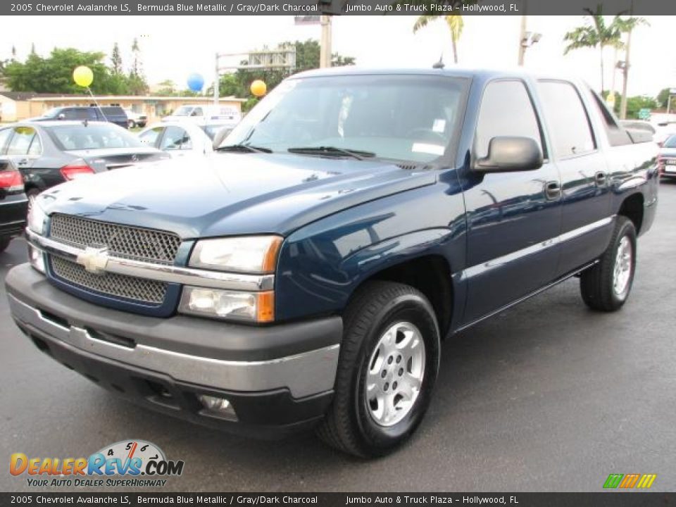 2005 Chevrolet Avalanche LS Bermuda Blue Metallic / Gray/Dark Charcoal Photo #5