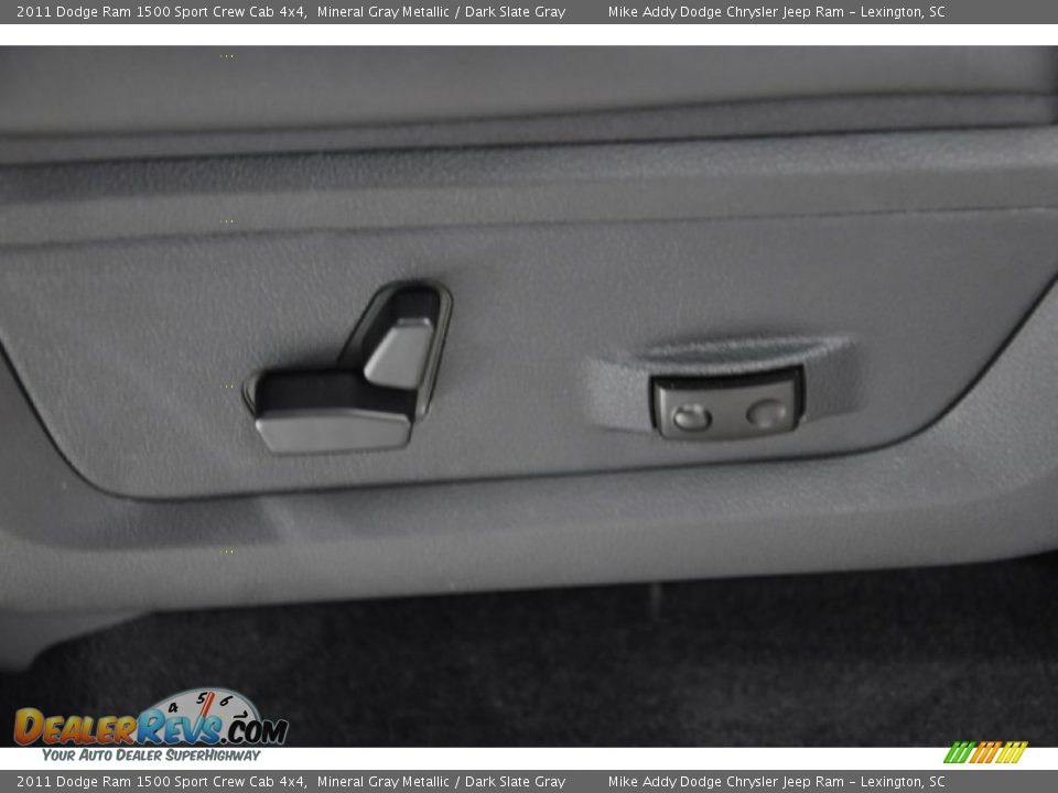 2011 Dodge Ram 1500 Sport Crew Cab 4x4 Mineral Gray Metallic / Dark Slate Gray Photo #13