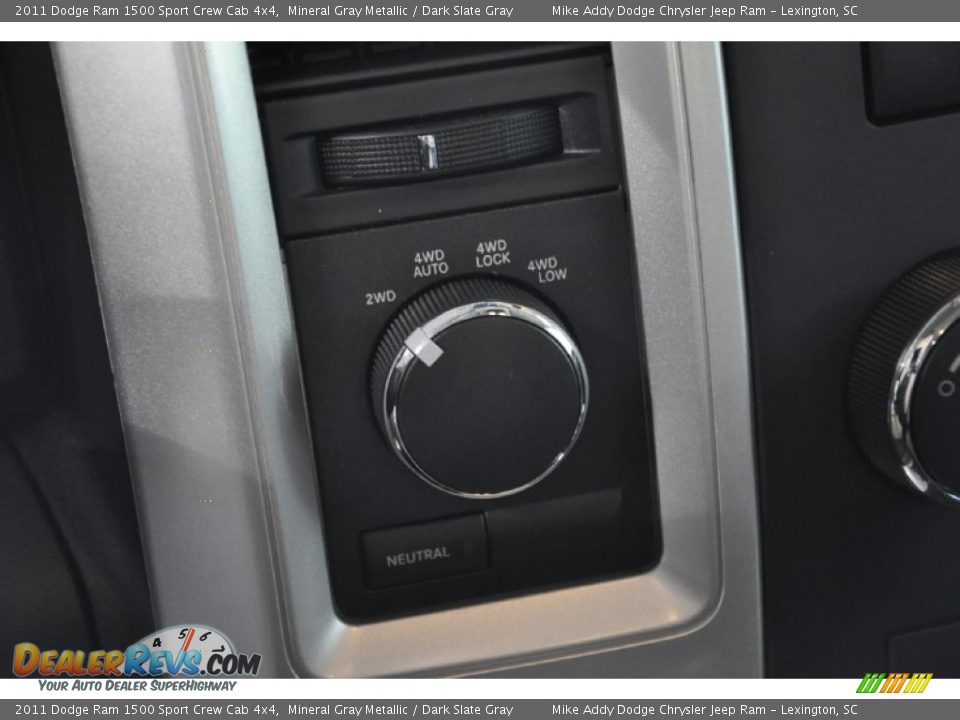 2011 Dodge Ram 1500 Sport Crew Cab 4x4 Mineral Gray Metallic / Dark Slate Gray Photo #19