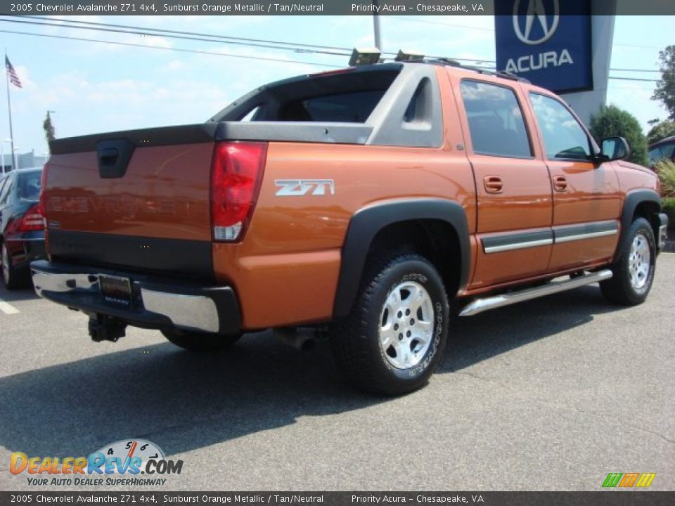 2005 Chevrolet Avalanche Z71 4x4 Sunburst Orange Metallic / Tan/Neutral Photo #5