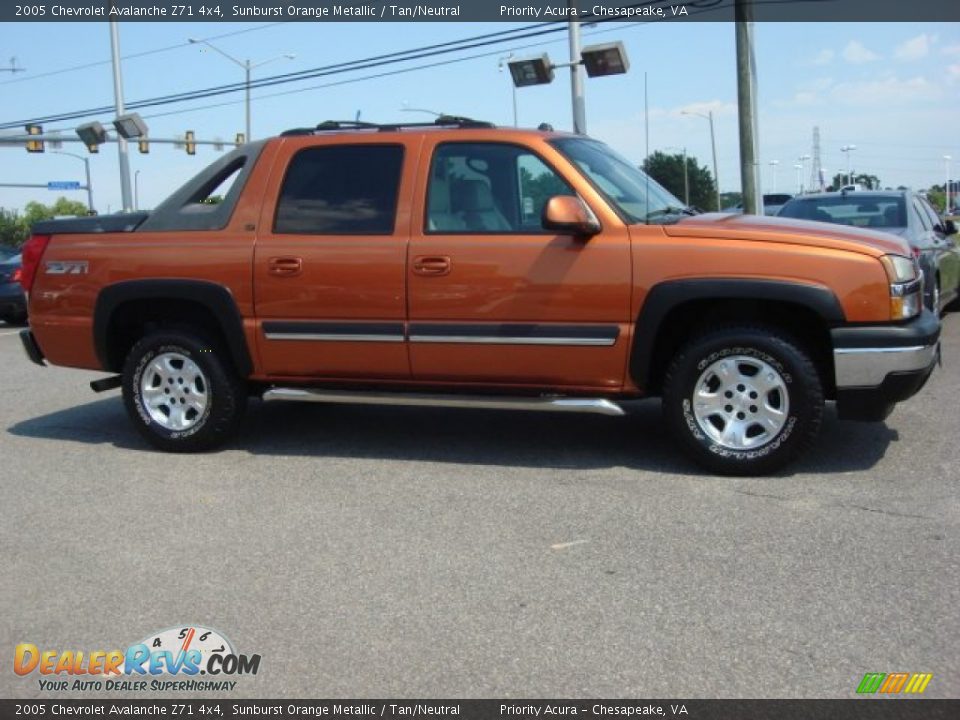 2005 Chevrolet Avalanche Z71 4x4 Sunburst Orange Metallic / Tan/Neutral Photo #6