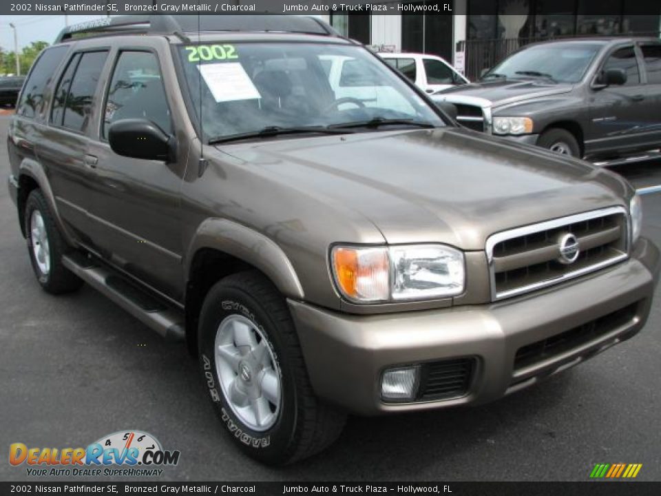 2002 Nissan Pathfinder SE Bronzed Gray Metallic / Charcoal Photo #1