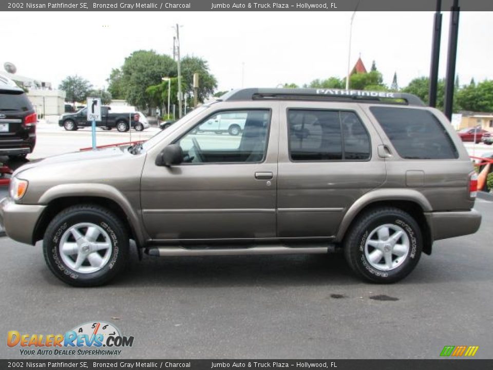 2002 Nissan Pathfinder SE Bronzed Gray Metallic / Charcoal Photo #6