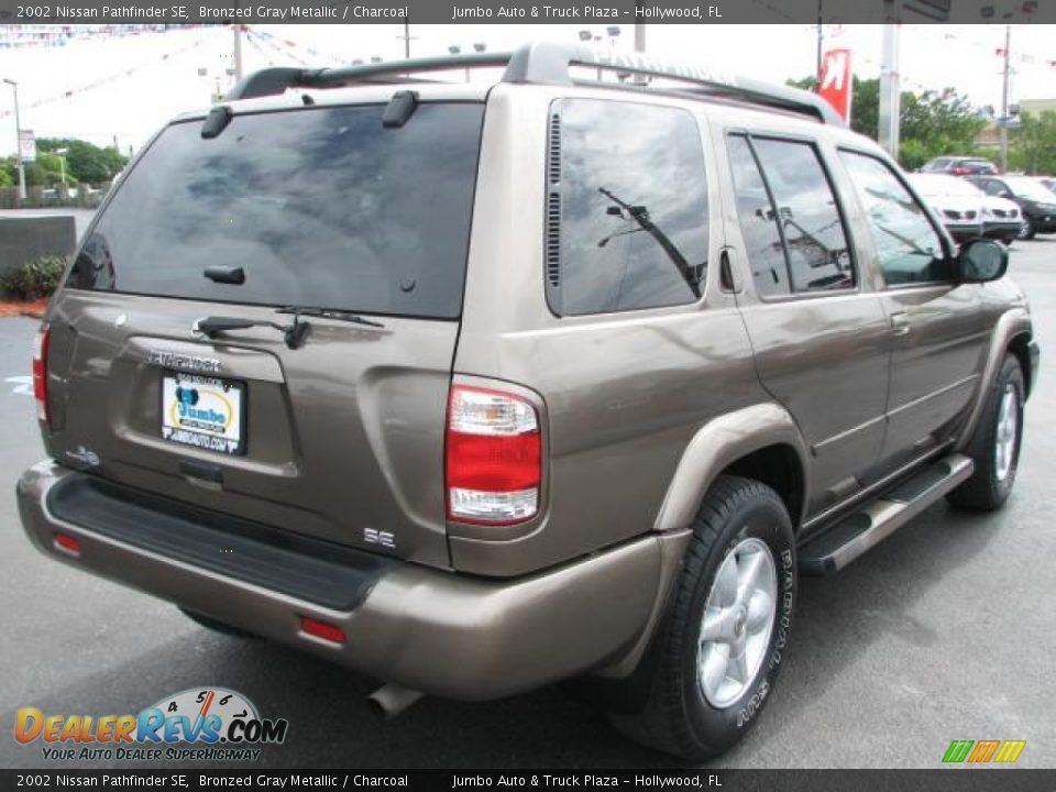 2002 Nissan Pathfinder SE Bronzed Gray Metallic / Charcoal Photo #9