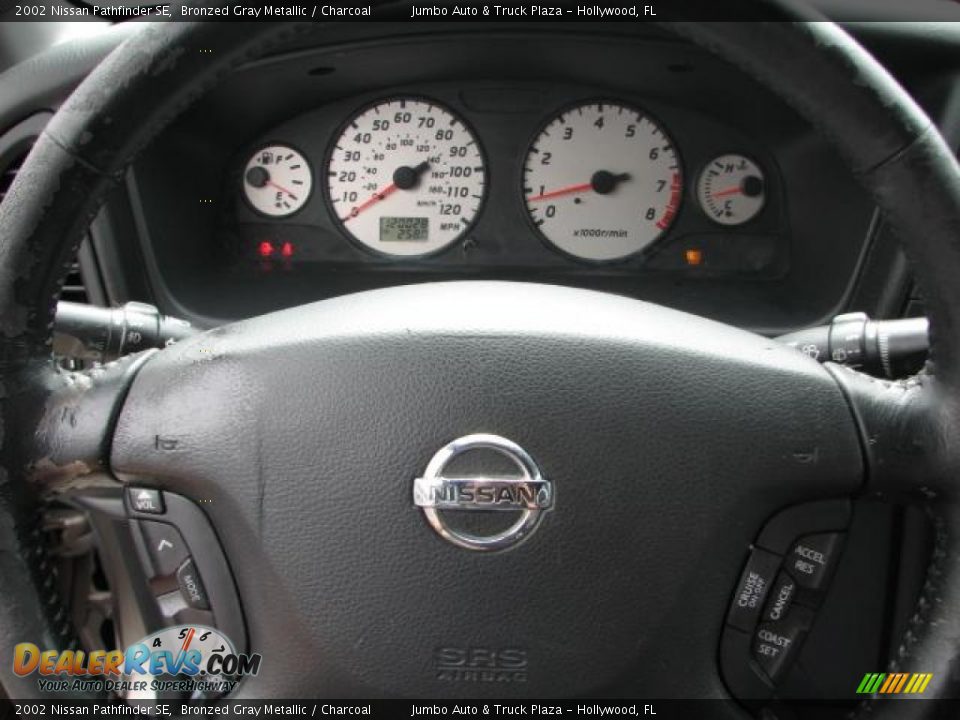 2002 Nissan Pathfinder SE Bronzed Gray Metallic / Charcoal Photo #19