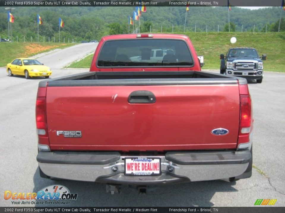 2002 Ford F350 Super Duty XLT Crew Cab Dually Toreador Red Metallic / Medium Flint Photo #7