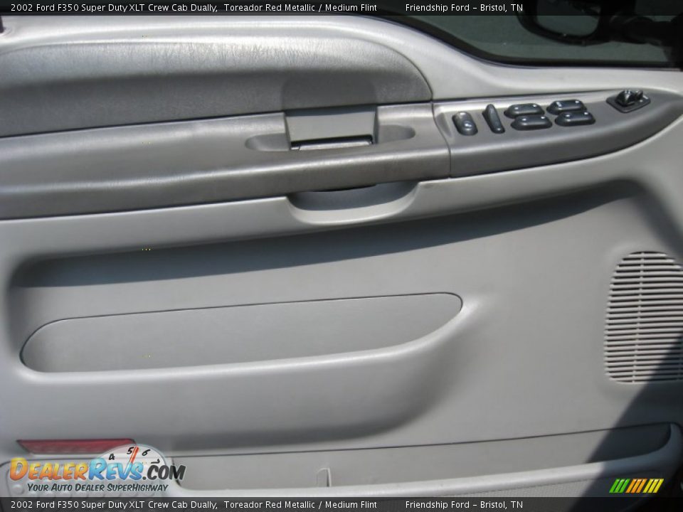 2002 Ford F350 Super Duty XLT Crew Cab Dually Toreador Red Metallic / Medium Flint Photo #17