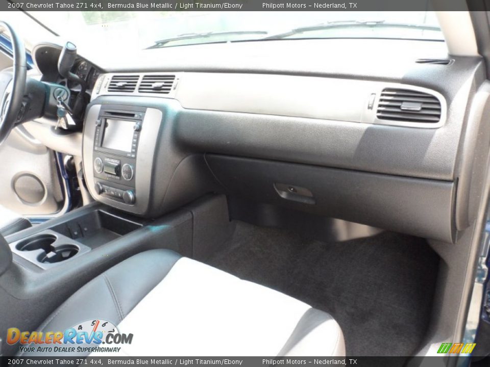 2007 Chevrolet Tahoe Z71 4x4 Bermuda Blue Metallic / Light Titanium/Ebony Photo #32