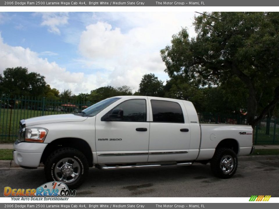 2006 Dodge Ram 2500 Laramie Mega Cab 4x4 Bright White / Medium Slate Gray Photo #2