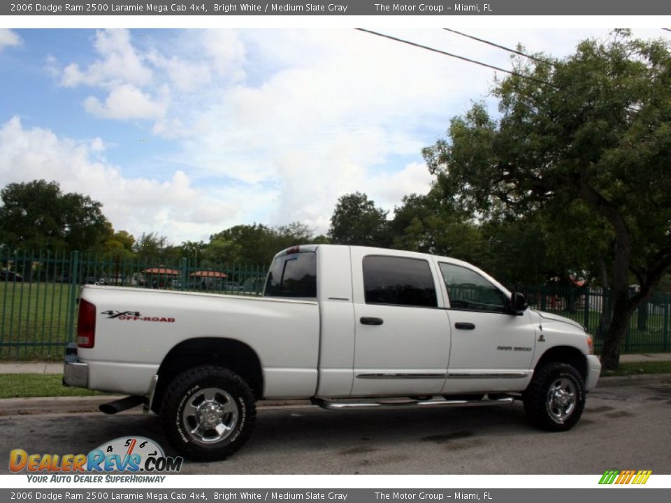 2006 Dodge Ram 2500 Laramie Mega Cab 4x4 Bright White / Medium Slate Gray Photo #9