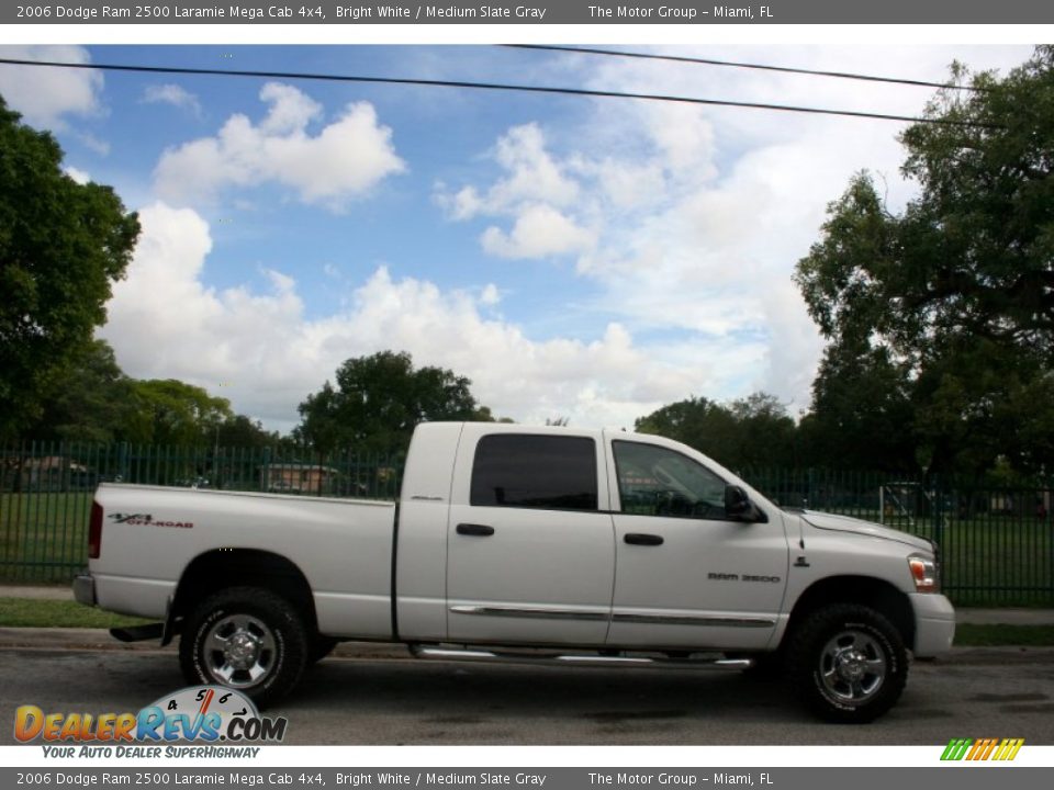 2006 Dodge Ram 2500 Laramie Mega Cab 4x4 Bright White / Medium Slate Gray Photo #10