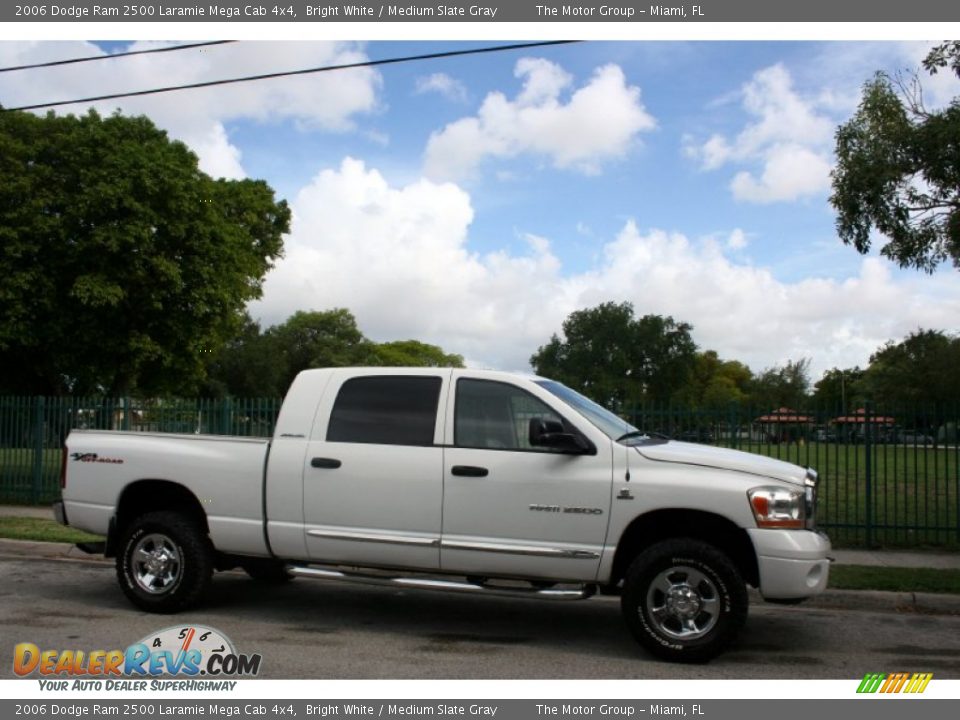 2006 Dodge Ram 2500 Laramie Mega Cab 4x4 Bright White / Medium Slate Gray Photo #11