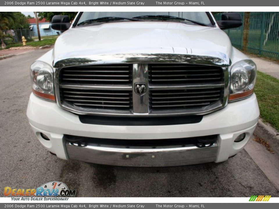 2006 Dodge Ram 2500 Laramie Mega Cab 4x4 Bright White / Medium Slate Gray Photo #17