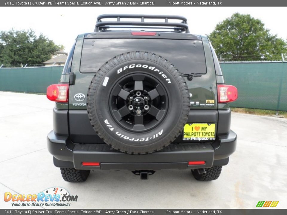 2011 Toyota FJ Cruiser Trail Teams Special Edition 4WD Army Green / Dark Charcoal Photo #4