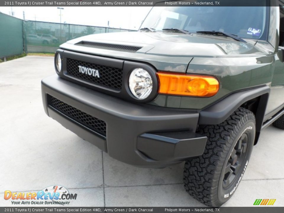 2011 Toyota FJ Cruiser Trail Teams Special Edition 4WD Army Green / Dark Charcoal Photo #10