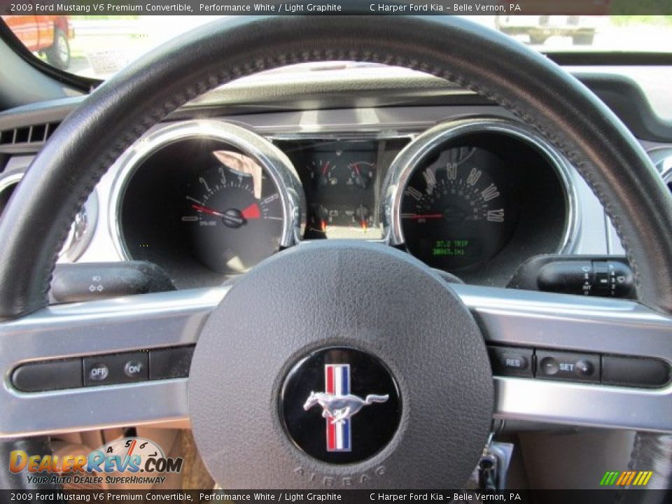 2009 Ford Mustang V6 Premium Convertible Performance White / Light Graphite Photo #15