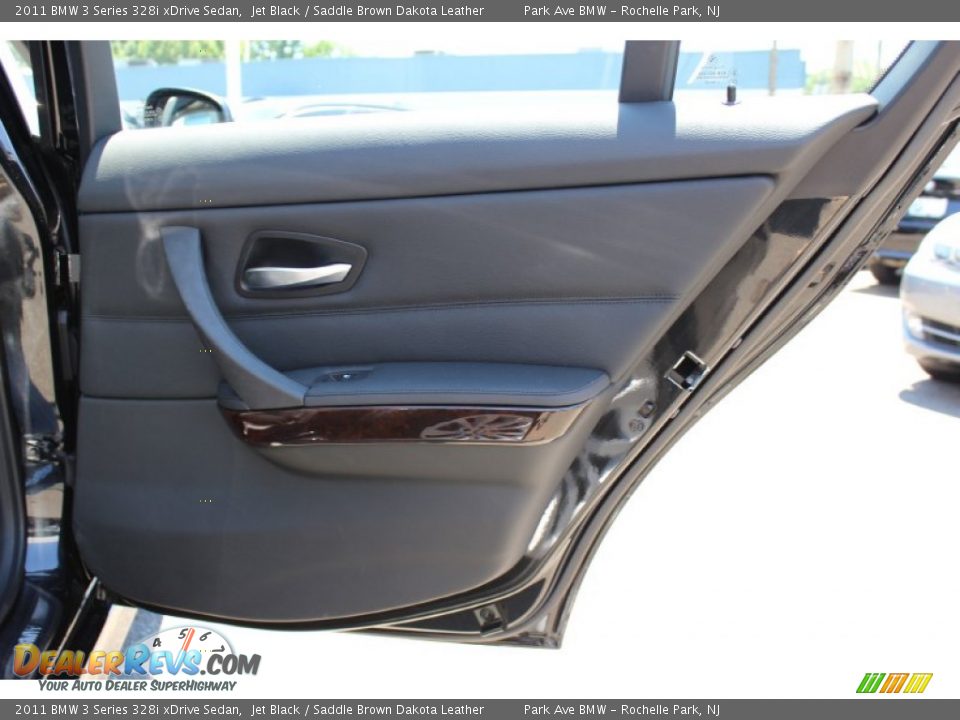 2011 BMW 3 Series 328i xDrive Sedan Jet Black / Saddle Brown Dakota Leather Photo #23