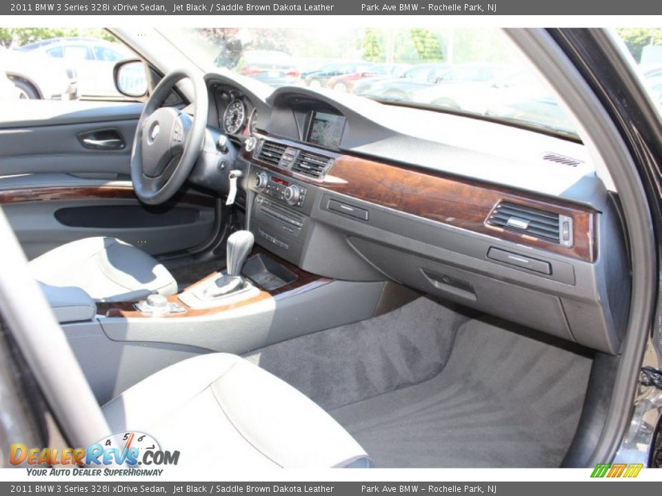 2011 BMW 3 Series 328i xDrive Sedan Jet Black / Saddle Brown Dakota Leather Photo #26