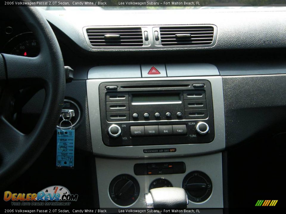 2006 Volkswagen Passat 2.0T Sedan Candy White / Black Photo #6