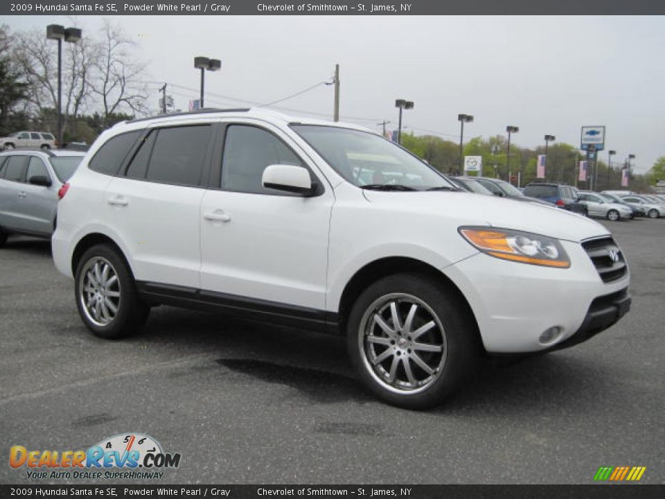 2009 Hyundai Santa Fe SE Powder White Pearl / Gray Photo #4