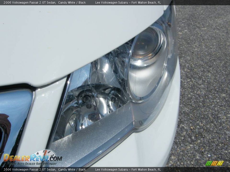 2006 Volkswagen Passat 2.0T Sedan Candy White / Black Photo #15
