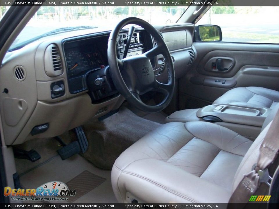 Neutral Interior - 1998 Chevrolet Tahoe LT 4x4 Photo #24