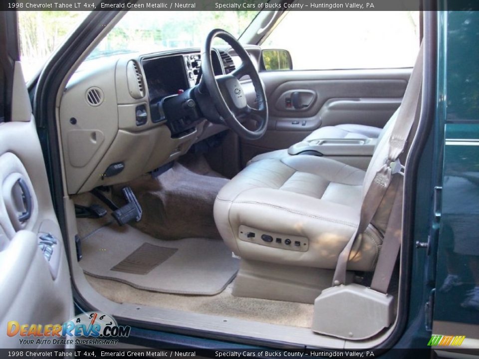 Neutral Interior - 1998 Chevrolet Tahoe LT 4x4 Photo #27