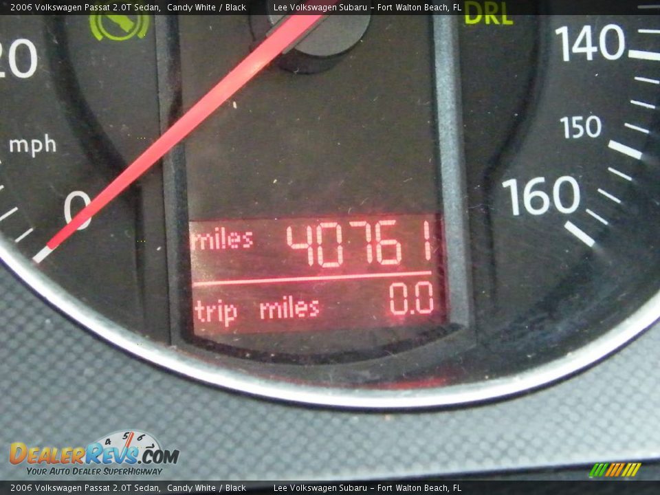 2006 Volkswagen Passat 2.0T Sedan Candy White / Black Photo #30
