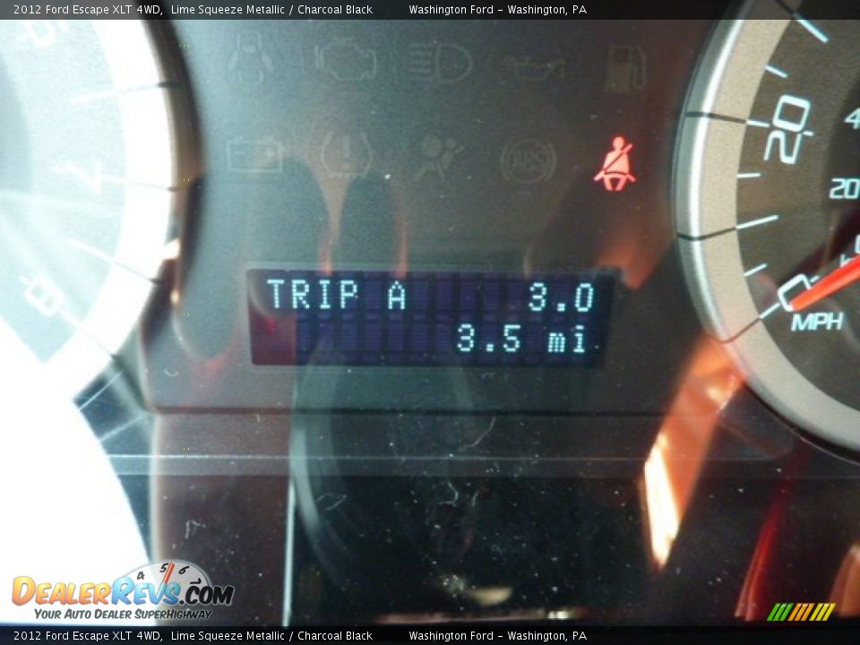 2012 Ford Escape XLT 4WD Lime Squeeze Metallic / Charcoal Black Photo #20