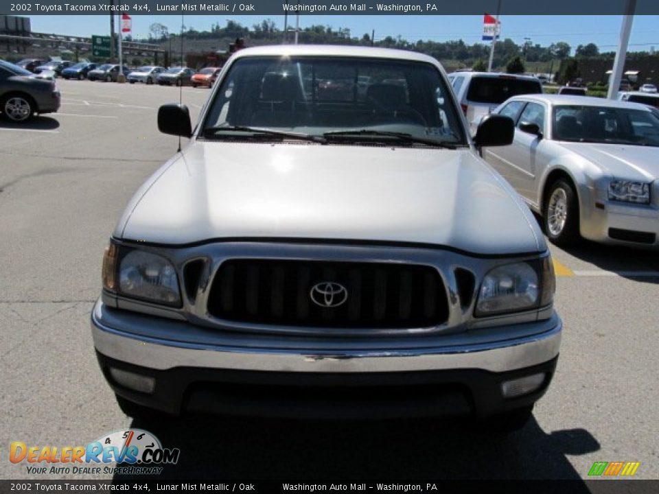 2002 Toyota Tacoma Xtracab 4x4 Lunar Mist Metallic / Oak Photo #10