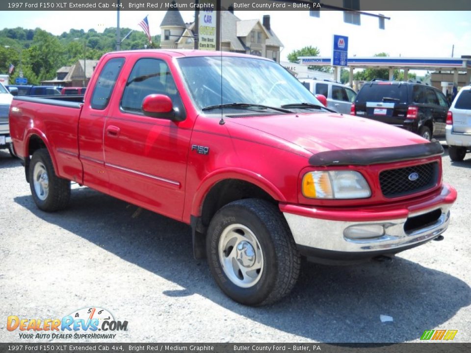 1997 Ford F150 XLT Extended Cab 4x4 Bright Red / Medium Graphite Photo #20