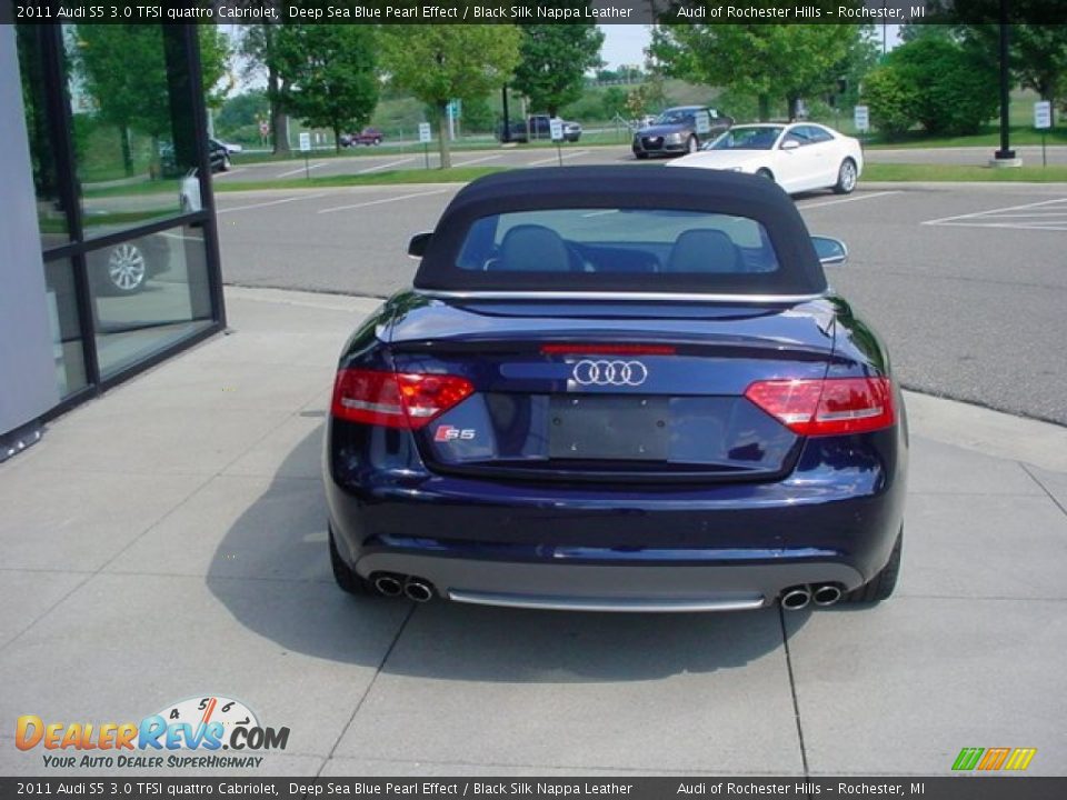 2011 Audi S5 3.0 TFSI quattro Cabriolet Deep Sea Blue Pearl Effect / Black Silk Nappa Leather Photo #4